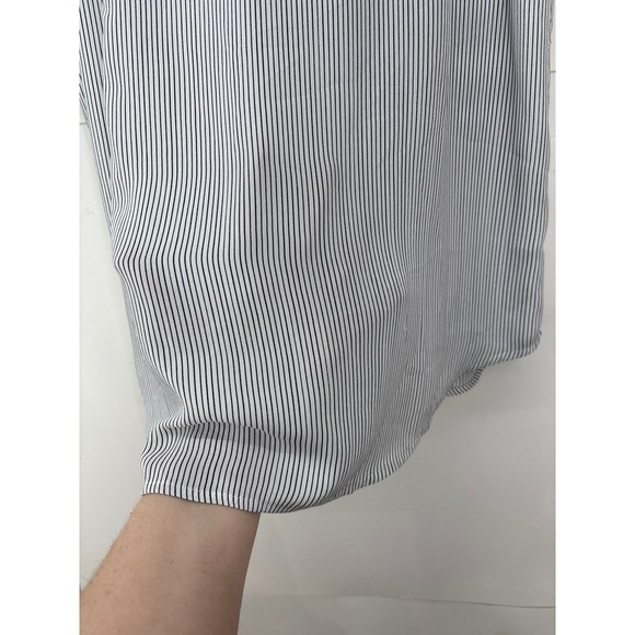 Loft black & White pinstripe Blouse with flutter short sleeves (small/Petite) - Picture 7 of 9